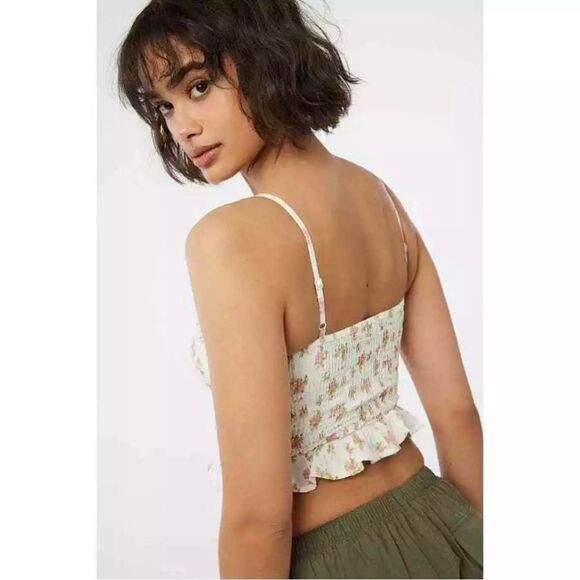 Sim & Sam Floral Pink and White Crop Top - Picture 3 of 12